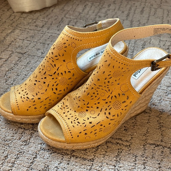 Not Rated Mustard Cutout Wedge Sandals - Picture 1 of 6